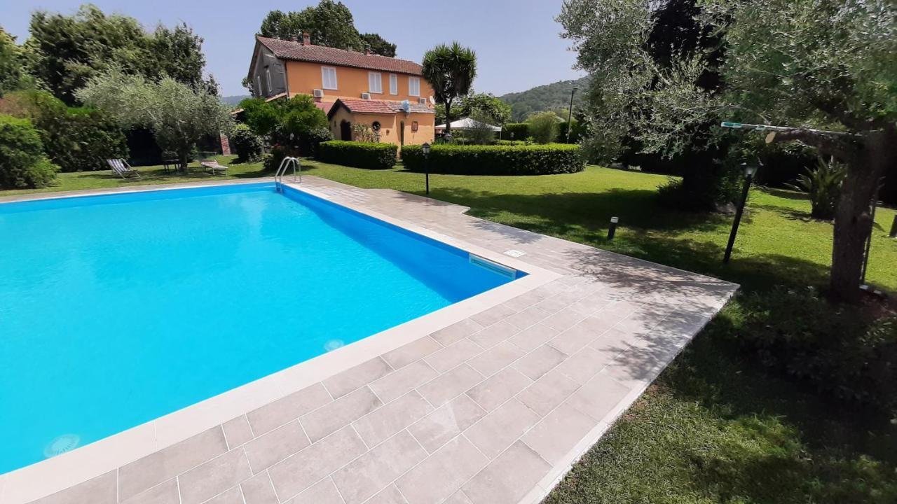 Bed and Breakfast Casale Battaglini Castelnuovo Cilento Exterior foto